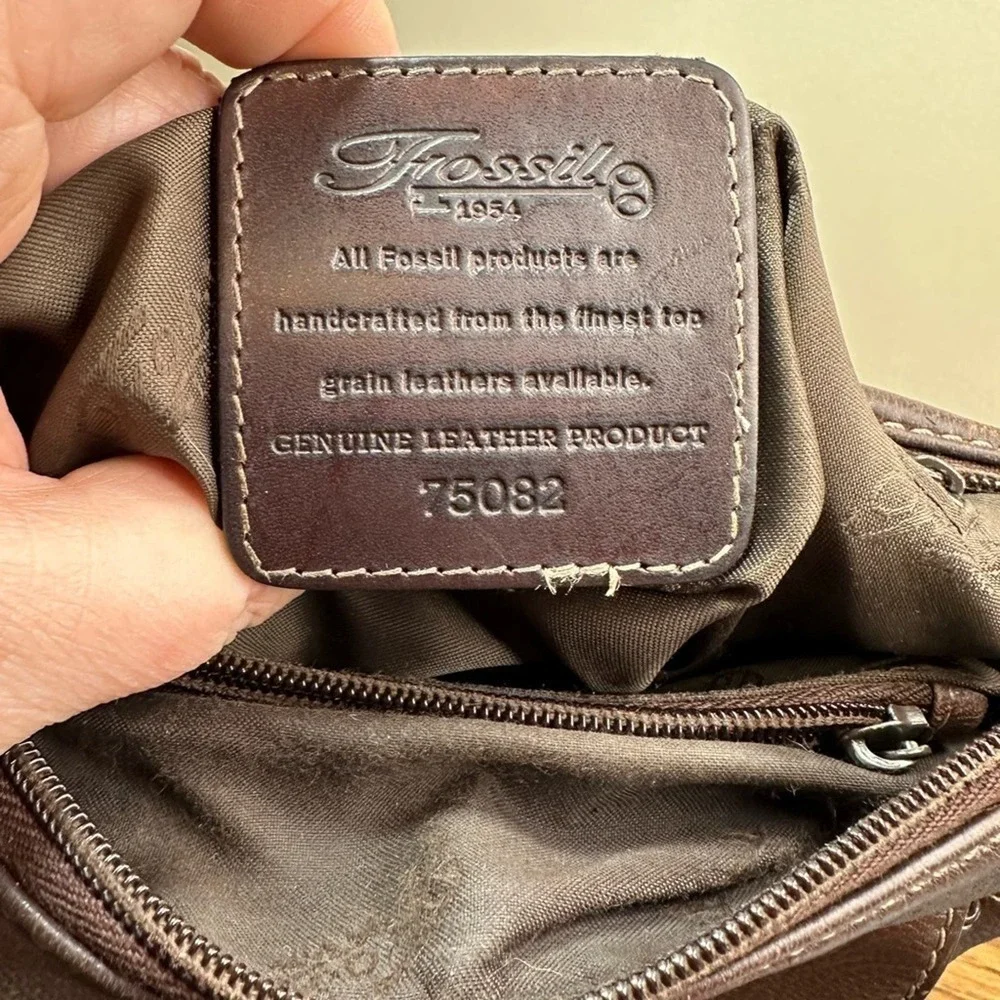 Fossil‎ Shoulder Bag in Brown Leather with Silver Hardware